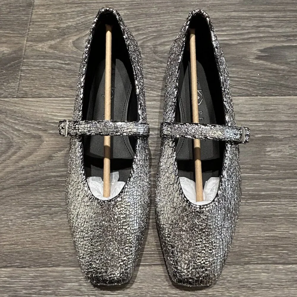NEW Katy Perry The Evie Mary Jane Flats Size 10 / 40 Silver Metallic Memory Foam